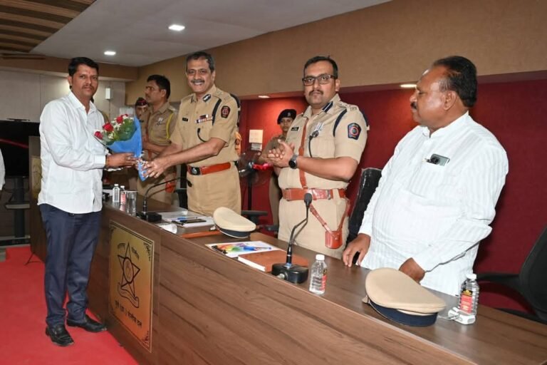 उत्कृष्ट कामगिरीची दखल : वढू बुद्रुकचे पोलीस जयसिंग भंडारे पाटील यांचा विशेष पोलिस महानिरीक्षकांच्या हस्ते गौरव