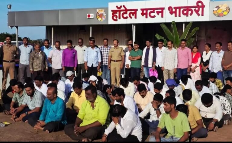 हॉटेल मटन भाकरीच्या आड  सर्वात मोठा जुगार अड्डा . .   सोलापुरात खळबळ